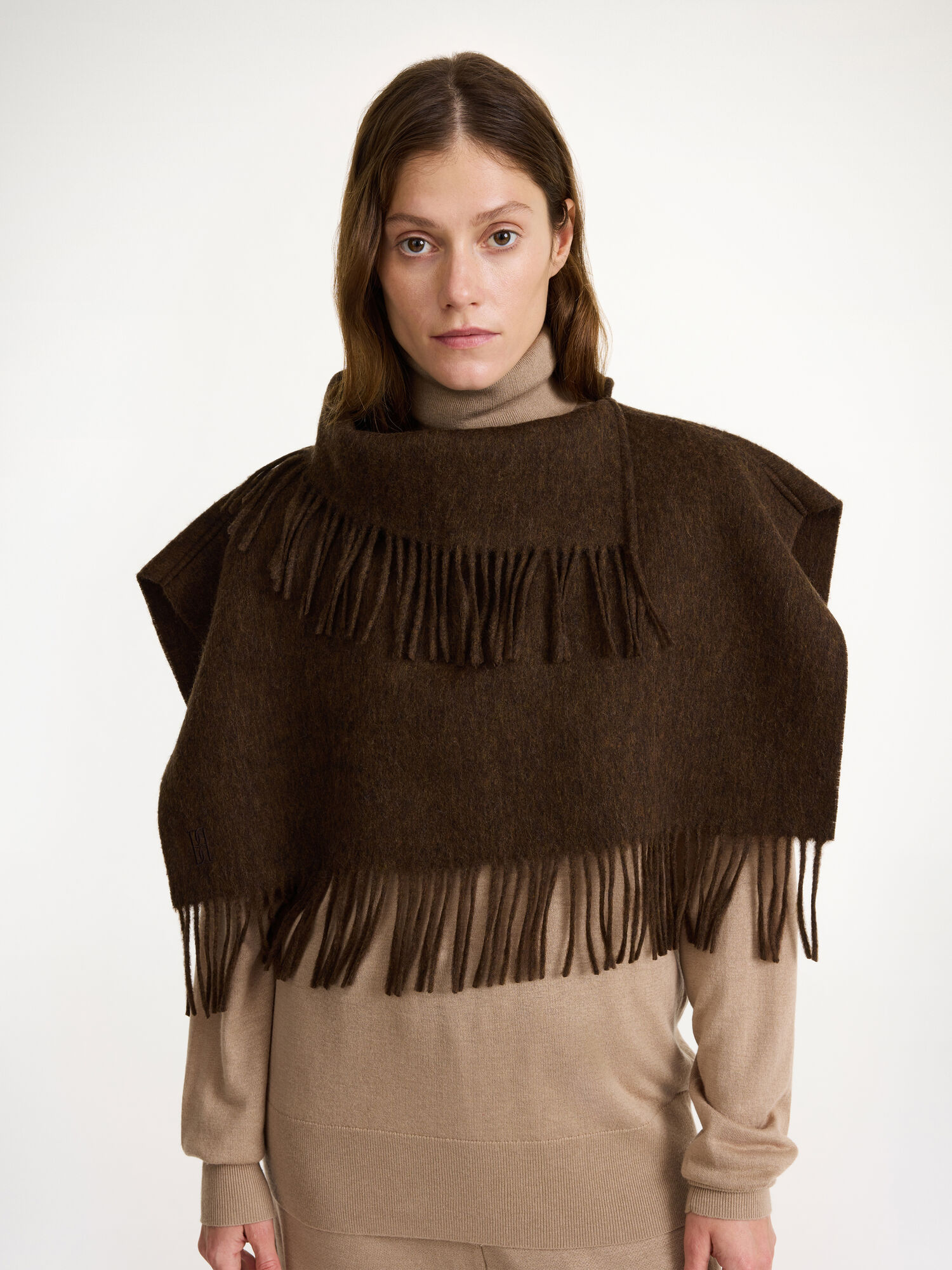 Szaliki By Malene Birger Turtla Wool Fringe Bib Shitake | PL_BB26847